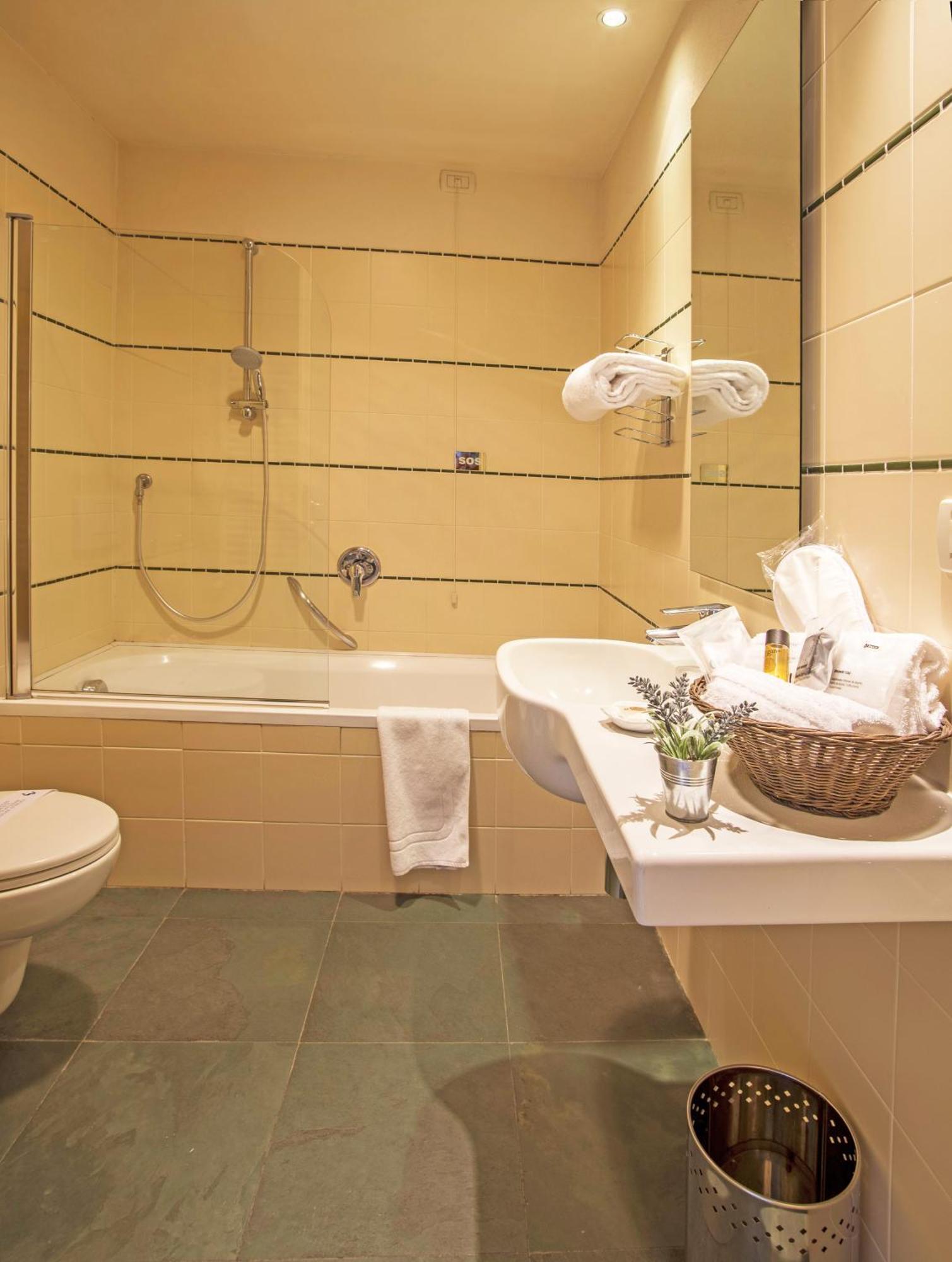 Hotel Antico Podere Propano Saluzzo Dış mekan fotoğraf
